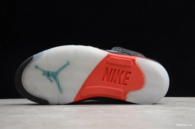 5 Jordan Air 3 Top Retro CZ1786-001 0108